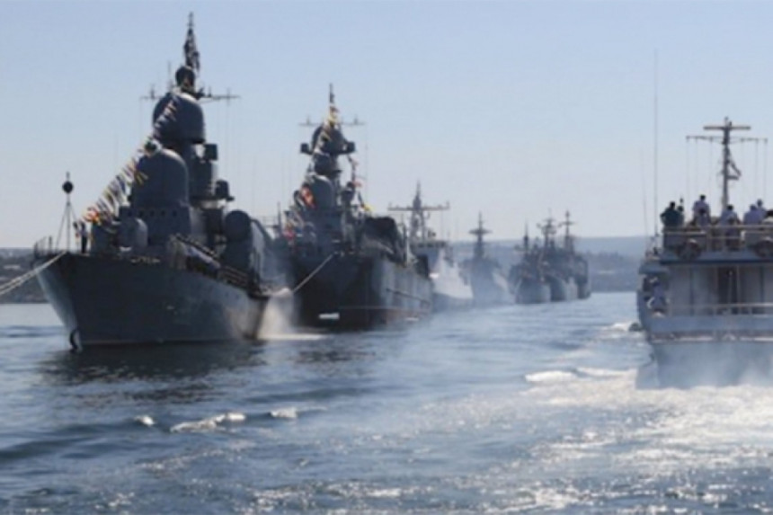 Руска флота код Змијског острва уништила бродове