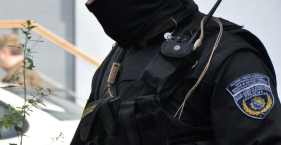 Oduzeta droga: Sedam lica lišeno slobode