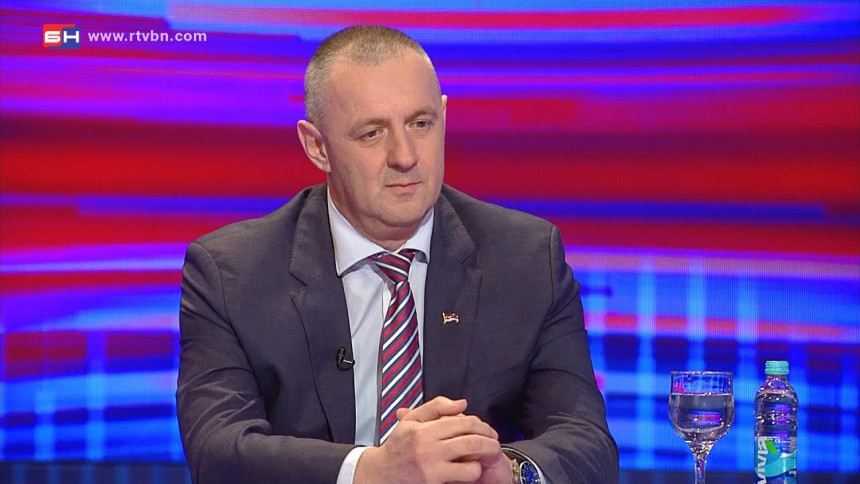 Jovičić poručio Vladi Srpske: Prepišite od Srbije