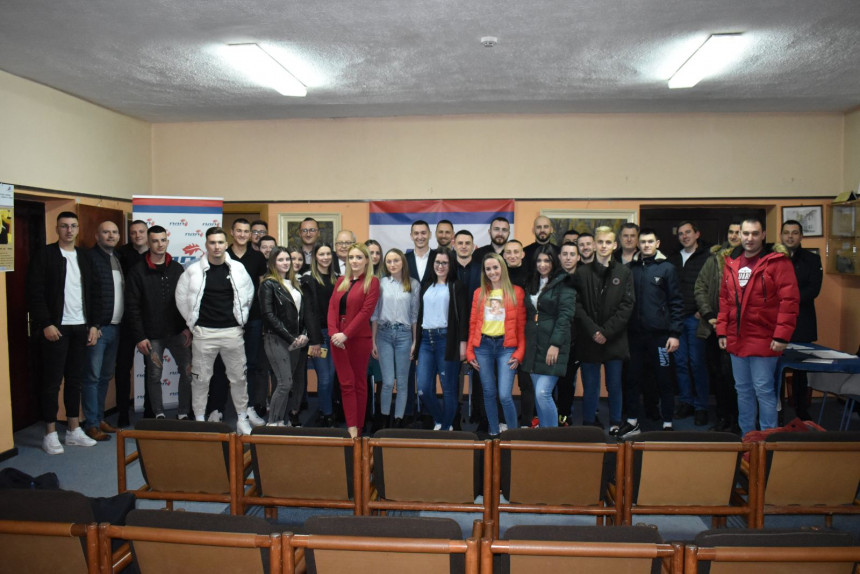 Gavrić: Veliki broj mladih želi promjene u Srpskoj