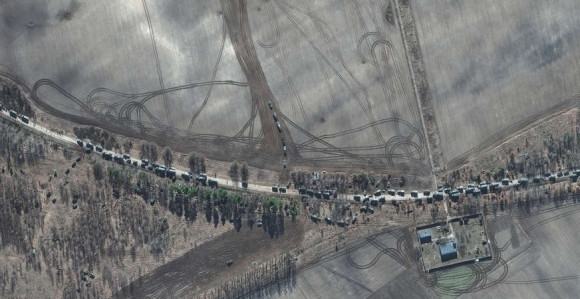 Vojni konvoj od 27 kilometara ide prema Kijevu