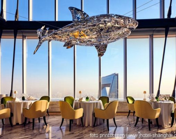 “Хеавенлy Јин” је највиши ресторан на свету у згради!