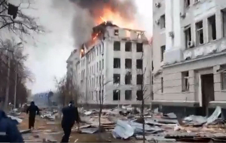 Ukrajinski mediji: Pogođena zgrada policije u Harkovu