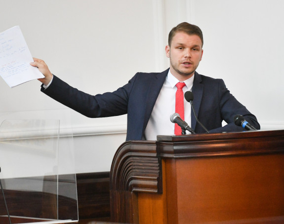 Objasnite zašto ste protiv investicija i gradskog parka