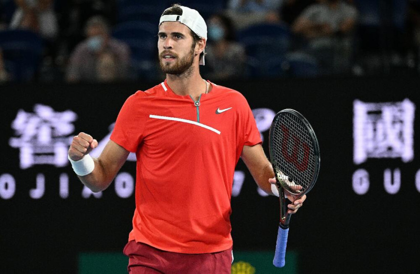 Nakon Medvedeva još jedan teniser skinuo zastavu