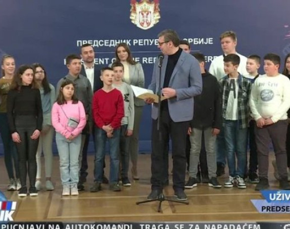Vučić djeci iz regiona: Srbija je i vaša zemlja (VIDEO)