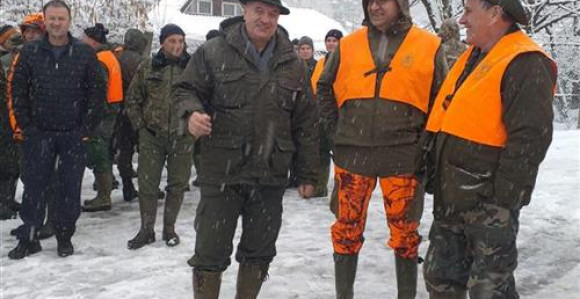 Semberac ulovio vuka, Višković mu čestitao