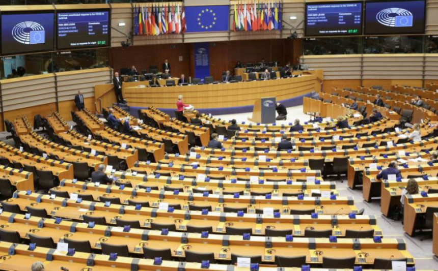 Evropski parlament danas razmatra sankcije Dodiku