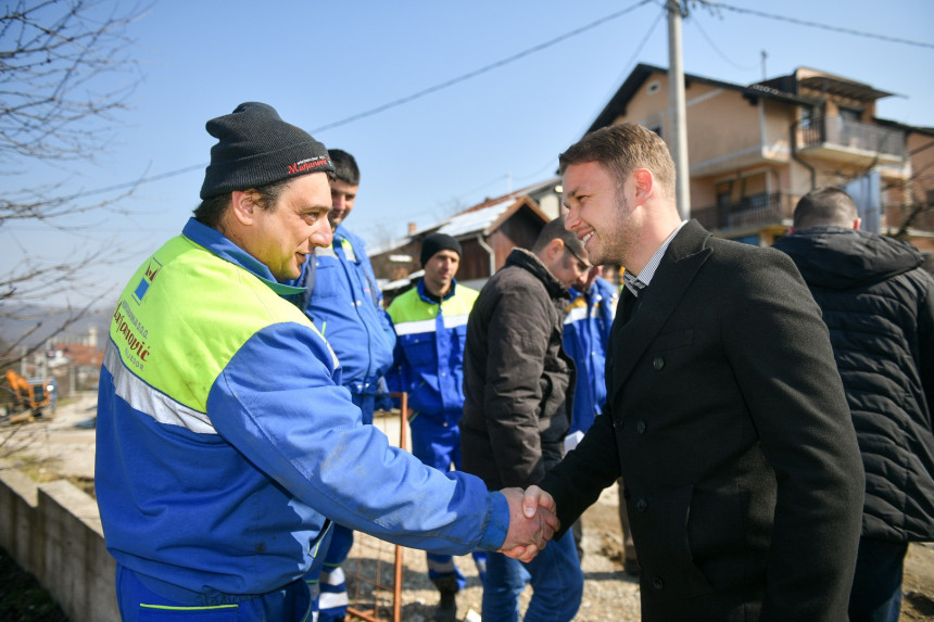 Станивуковић обишао радове на санацији пута