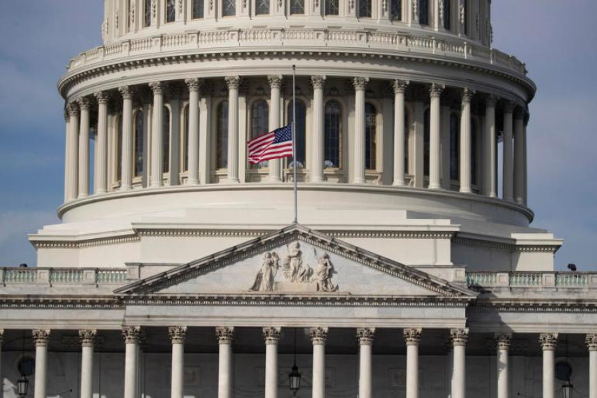 Kongres usvojio: Zabrana uvoza ruskih energenata