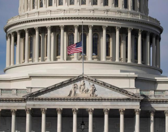 Kongres usvojio: Zabrana uvoza ruskih energenata