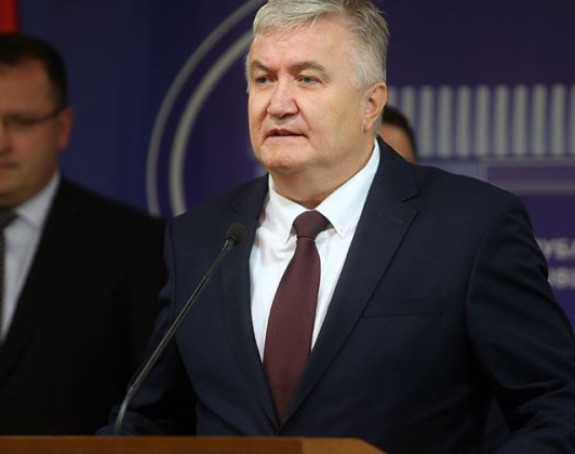 Крунић: Власт је показала колико има бриге за борце