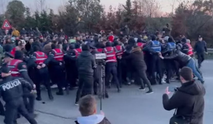 Vlada im poručila: Manje vozite automobile