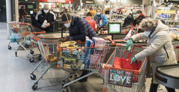 U Bugarskoj redovi za ulje - čovjek umro čekajući