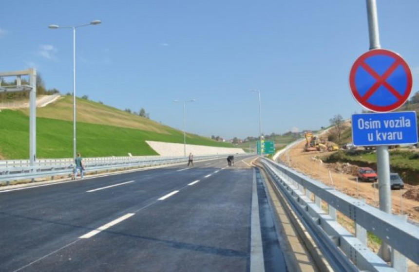 Srbija njavljuje gradnju autoputa, Srpska se priprema