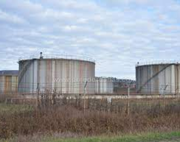 Srpska bez zaliha goriva – vlast prodala naftne terminale