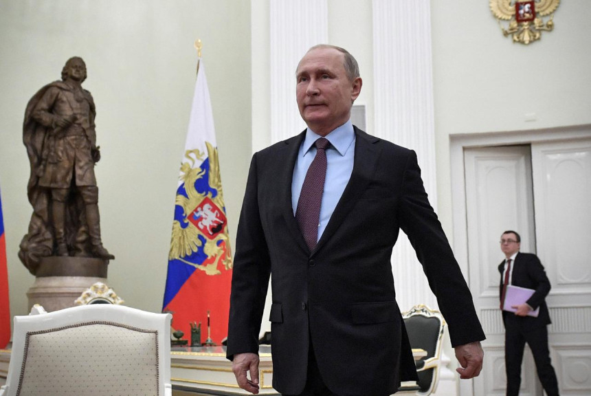 Novi paket EU sankcija cilja ruske oligarhe, novinare, vojnu industriju...