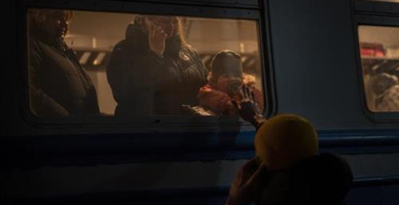 UNHCR: Skoro 2,7 miliona ljudi pobjeglo iz UKR