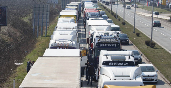 Prevoznici traže hitan sastanak sa UIO i ministrima