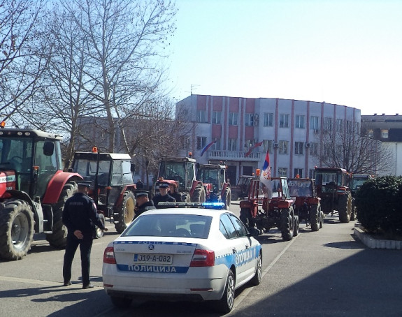 Protest: Tajkuni dobili prednost u odnosu na ratare