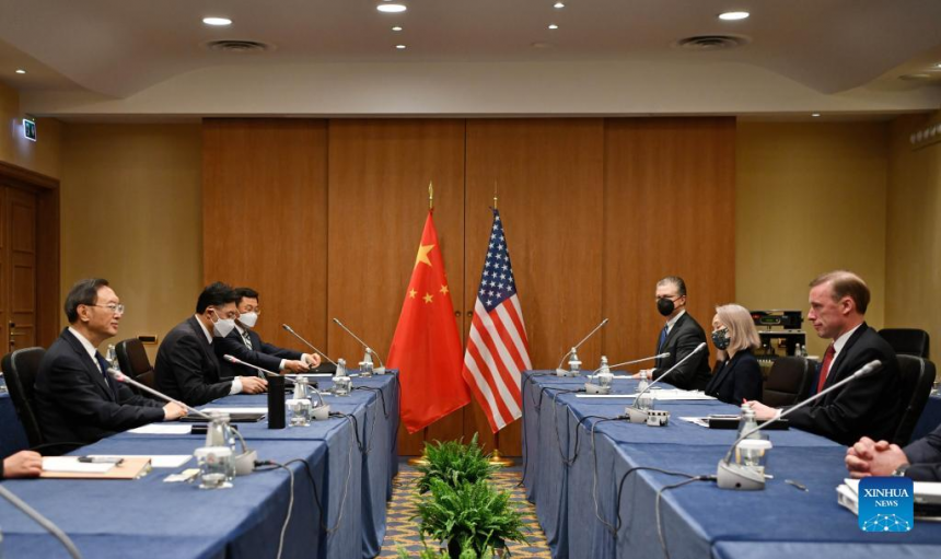 Visoki kineski diplomata sa USA savjetnikom za NB
