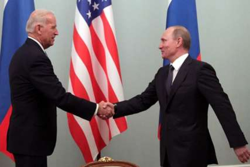 Rusija: Sankcije Bajdenu, Blinkenu, Hilari Klinton...