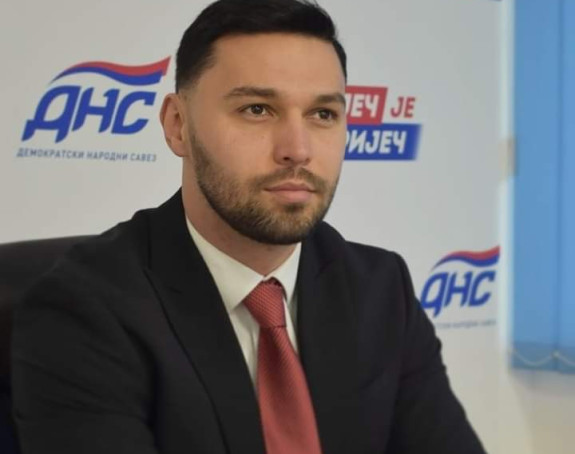 DNS zbog Vasića "udario" i na ministra Šeranića