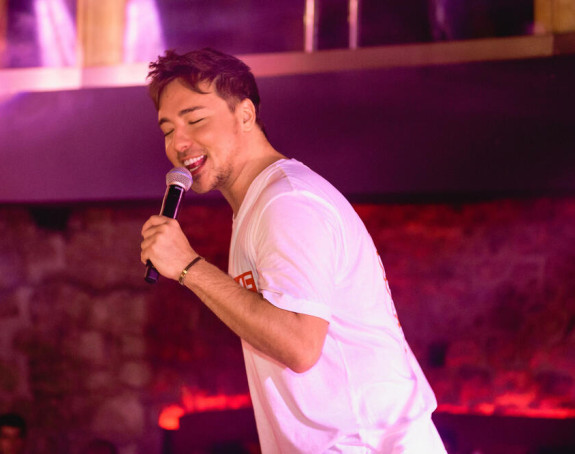 Milan Stanković menja profesiju: Ne peva a zarađuje sedeći kod kuće!