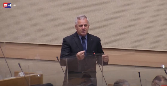 Narodna skupština je postala zakrpa komiteta SNSD-a: Ne želite pomoći građanima!