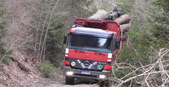 Blokada puteva zbog favorizovanja pojedinih firmi