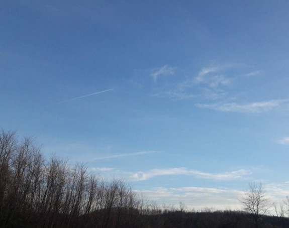 Danas sunčano i vjetrovito, dnevna temperatura do 18