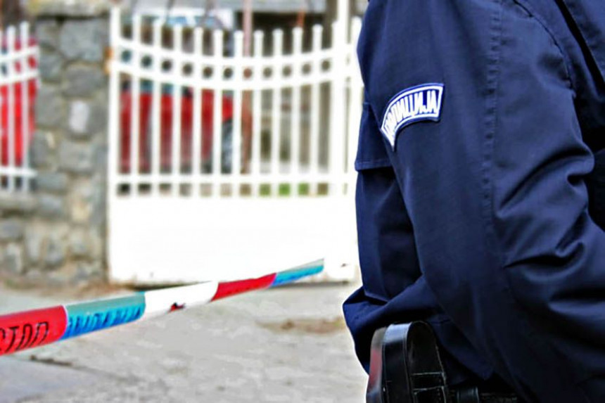 Србија: Мушкарац убијен снајпером пред супругом