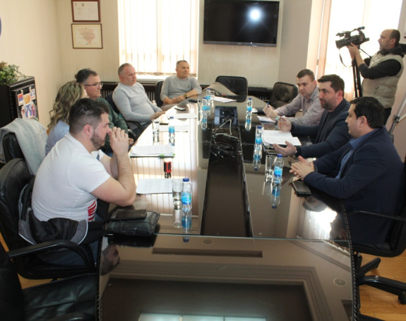 Потписани уговори о субвенцији превоза ученика у Бијељини