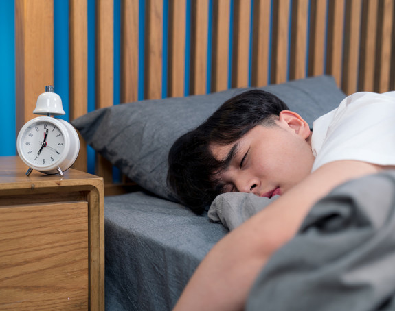 Kinezi spavaju sat i po manje nego pre deceniju