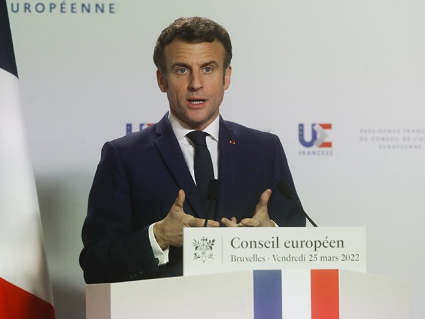 Makron: Razgovor sa Putinom o Mariupolju