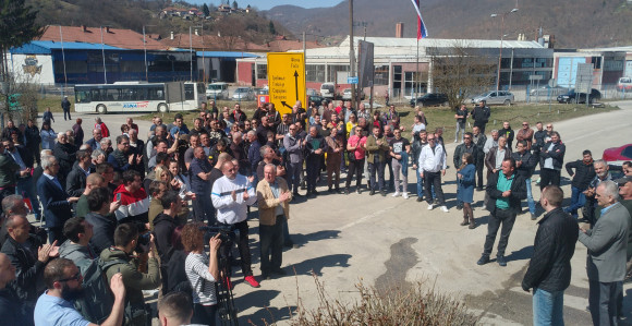 Bunt građana: Blokiran put Foča-Šćepan polje