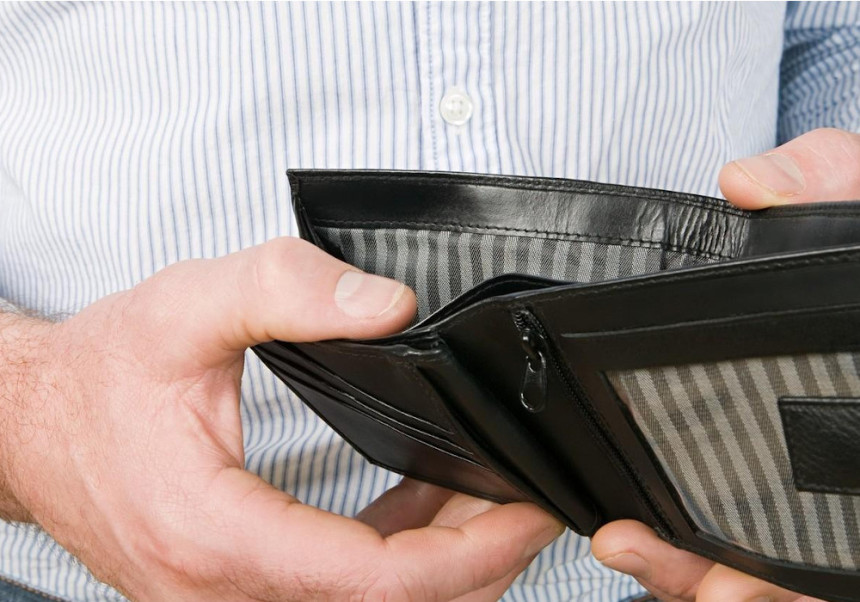 Nakon sankcija polovina Rusa hoće da plaća robu kešom