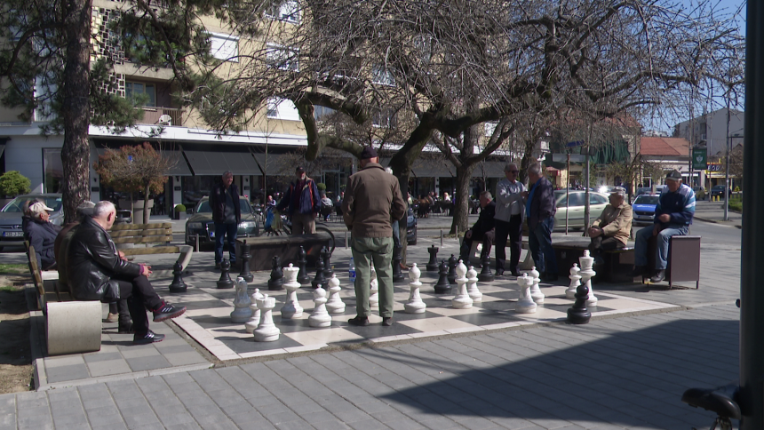 Mizerno povećanje penzija dodatno poniženje