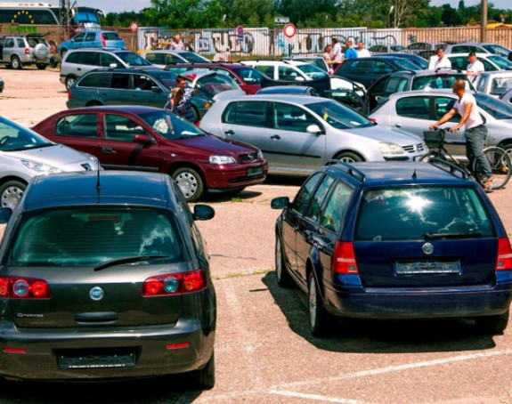 Teško doći do polovnih automobila - pad na tržištu, a cijene rastu