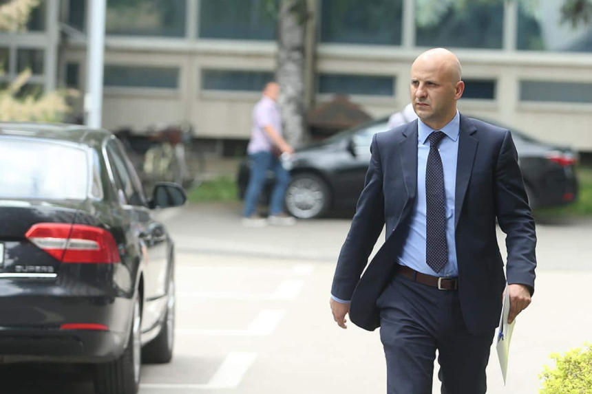 Spremaju se prijave protiv direktora policije Srpske