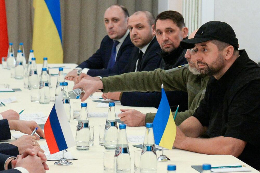 Kijev predlaže konsultacije o Krimu narednih 15 godina