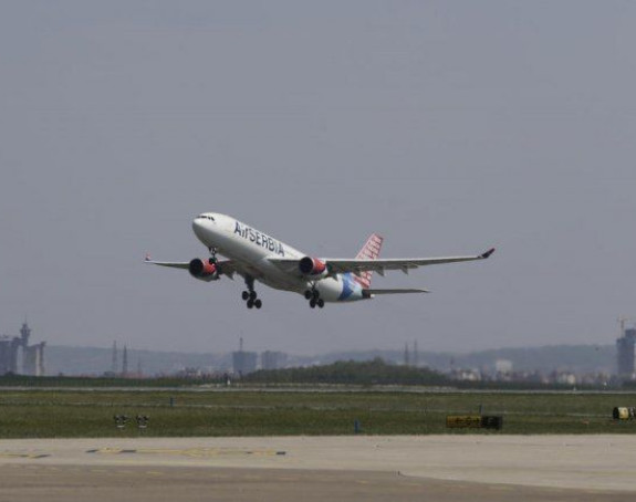 Srbija: Avion sa 260 putnika opet vraćen u Beograd