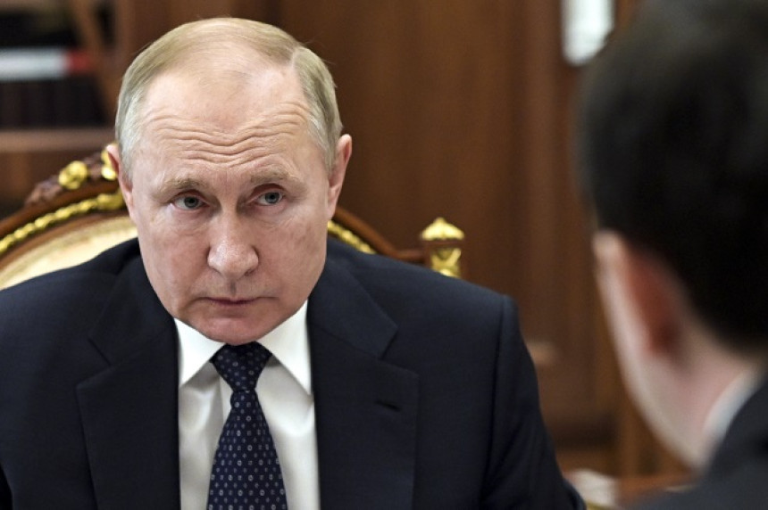 Putin pojasnio zašto će se gas plaćati rubljama