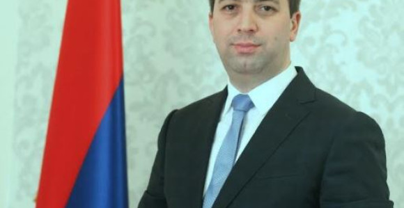 Podrška jakoj, razvijenoj i stabilnoj Srbiji sa Vučićem