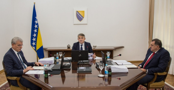 Dodik napuštao pa se vraćao na sjednicu Predsjedništva