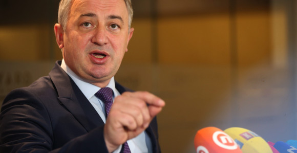 Borenović: Žali Bože potrošenog vremena i bačenog novca