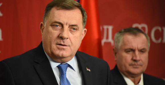 Dodik u Banjaluci, Višković glasao u Beogradu