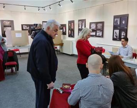 U BiH otvoreno 15 biračkih mjesta za glasanje u Srbiji