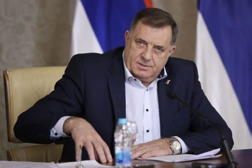 I Dodik čestitao Aleksandru Vučiću izbornu pobjedu