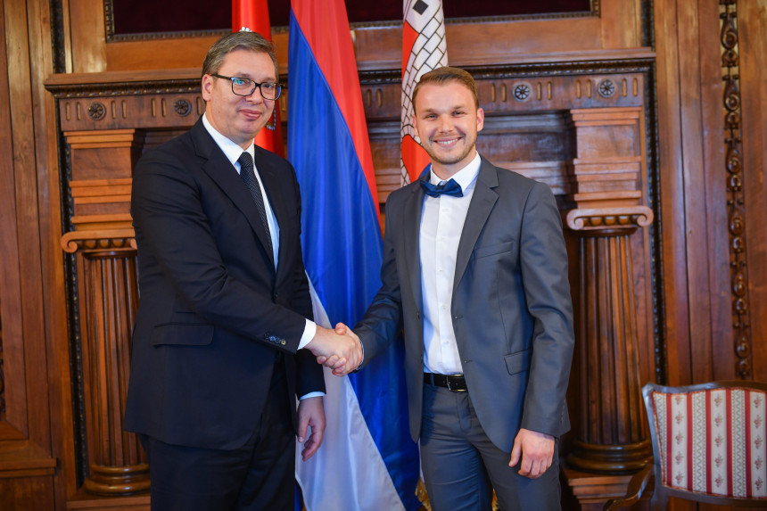 Градоначелник Бањалуке честитао предсједнику Србије